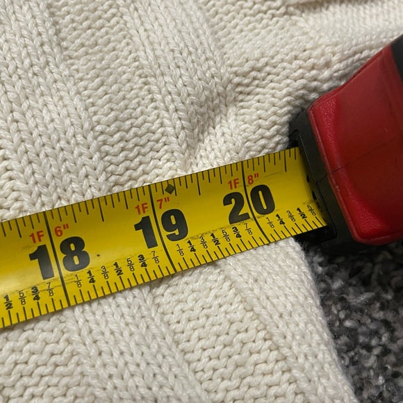 Urban Outfitters cream v neck ribbed long sleeve cropped sweater petite S - Picture 11 of 13